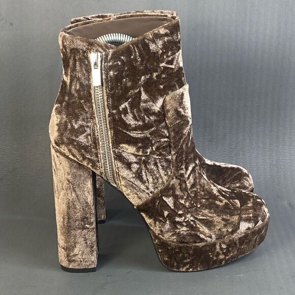 GIANNI BINI Didier Velvet Platform Block Heel Booties Size 7.5 new - Picture 1 of 11